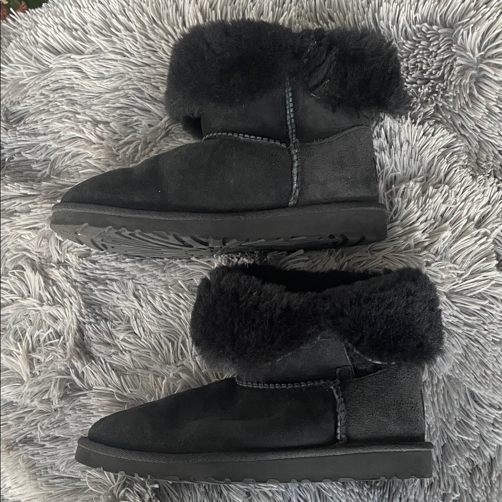 UGG Bailey Button II - Picture 6 of 16